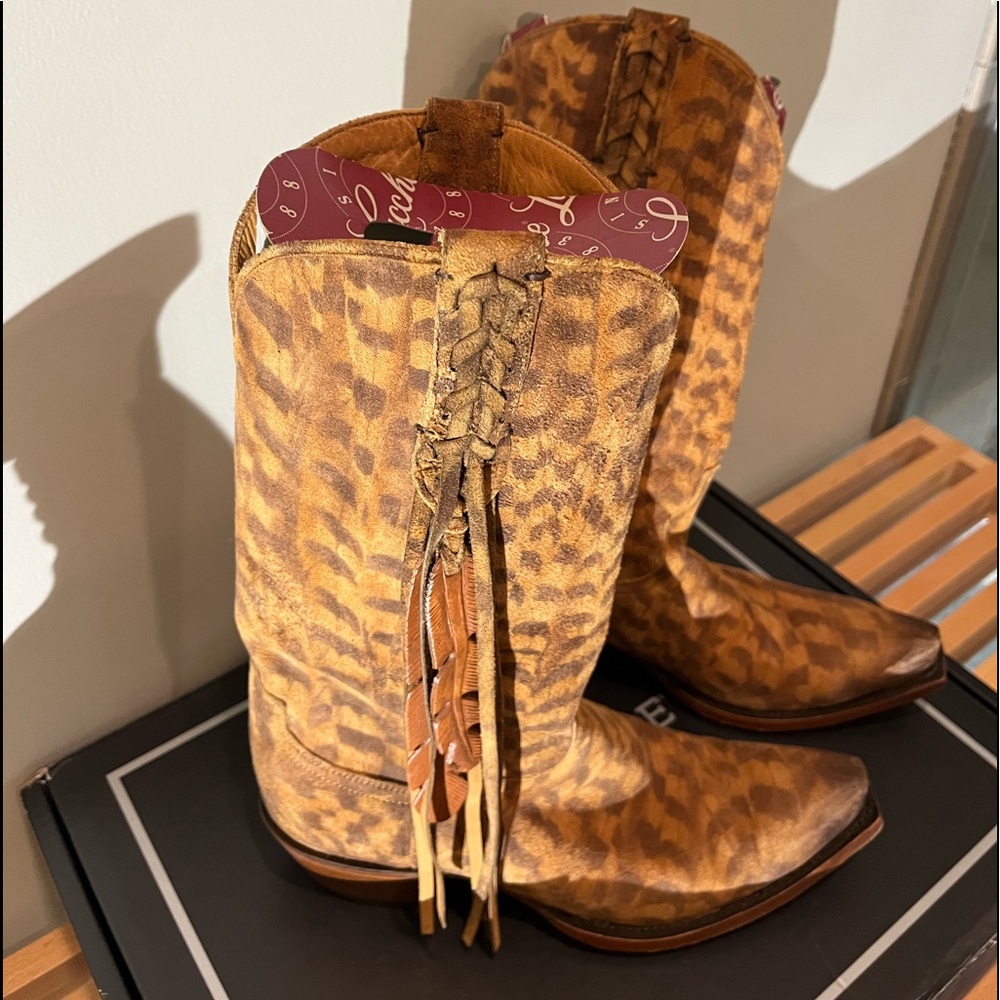 Cowgirl Boots Lucchese Brand with leather cut feathers and leopard print